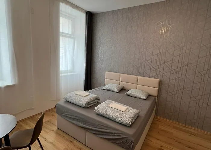 Apartment Rd Real 4 *