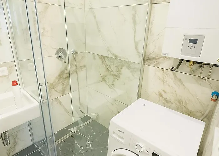 Apartment Rd Real 4 *